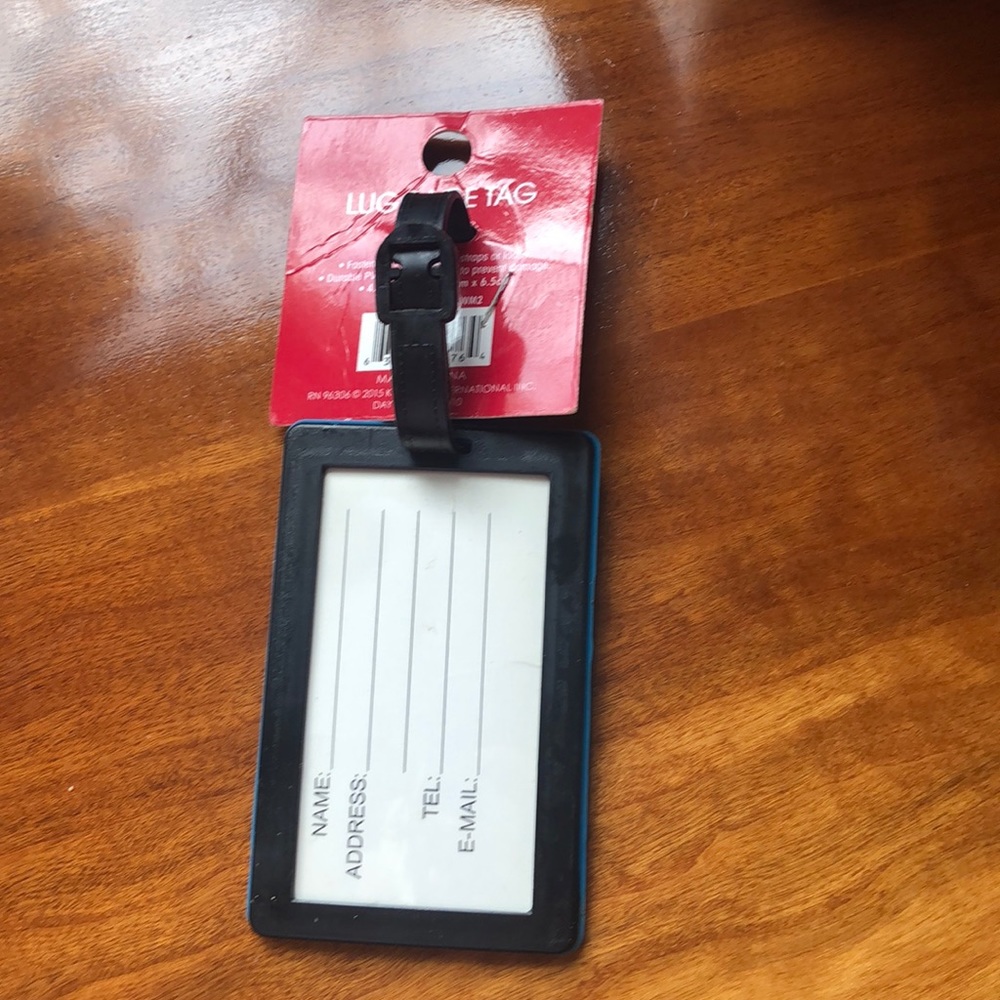 NWT black and blue luggage tag